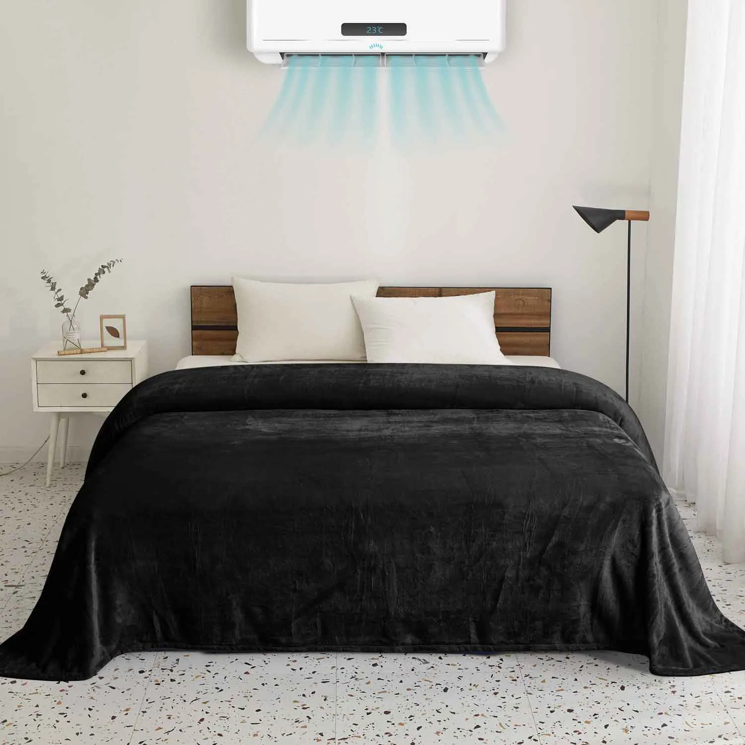 Supersoft 310 gsm Snuggly AC Fleece Blanket Black