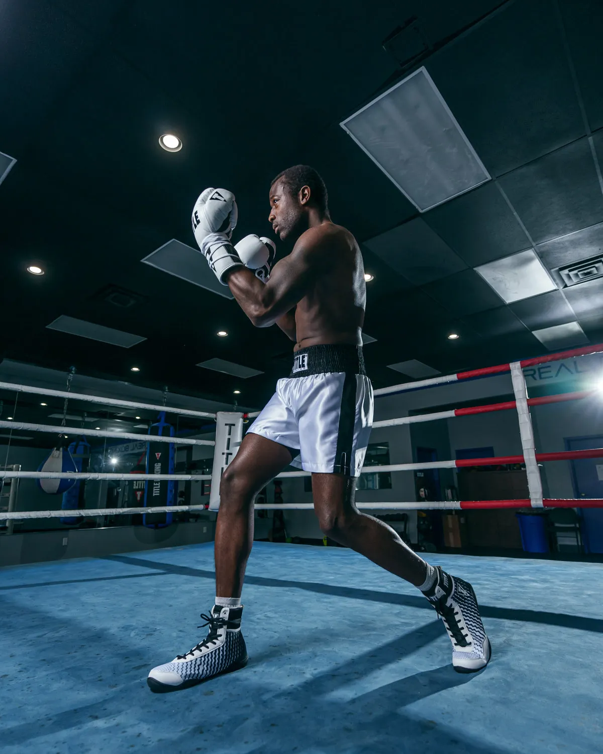 TITLE Boxing Pro Traditional Cut Trunks