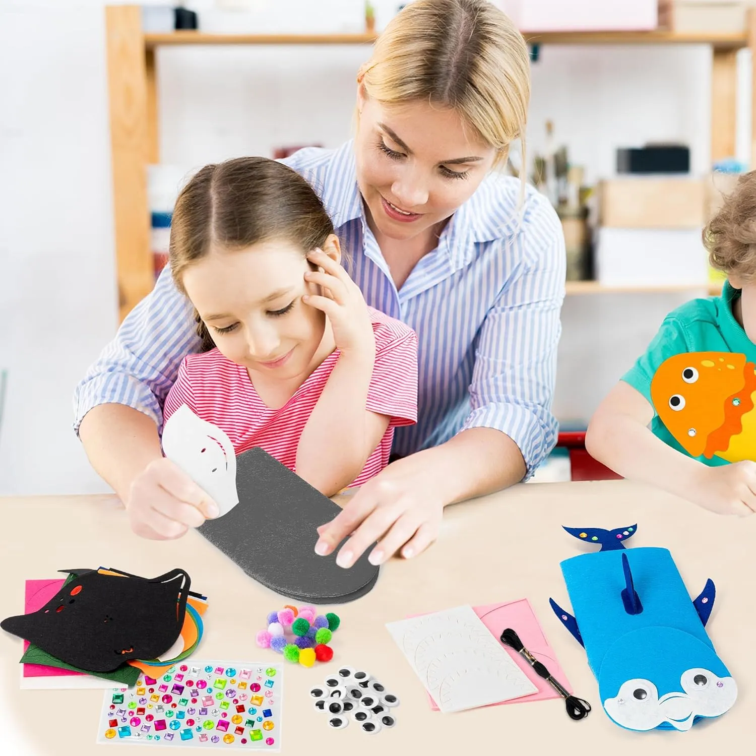 WATINC 6Pcs Hand Puppet Making Kit, Art Craft Felt Sock Puppet Toys, Creative DIY Make Your Own Pompoms Wiggle Googly Eyes Storytelling Role Play Party Supplies Gift for Girls Boys (Ocean Animals)